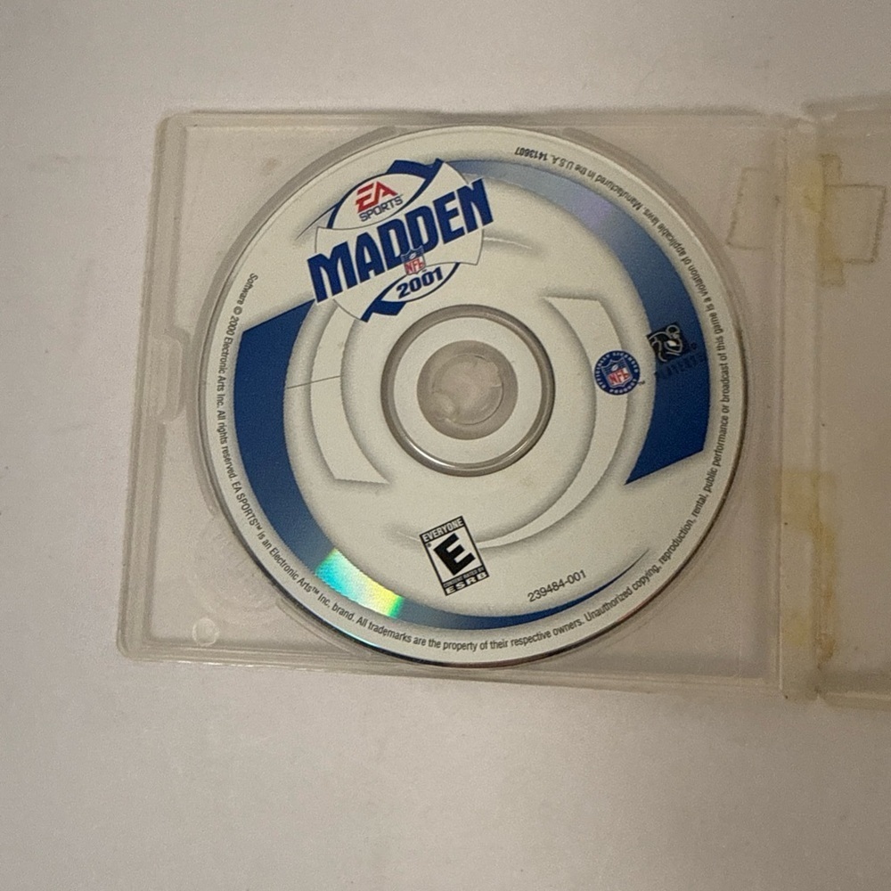 Madden NFL 2001 EA Sports PC CD-ROM